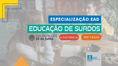 Especialização em Educação de Surdos